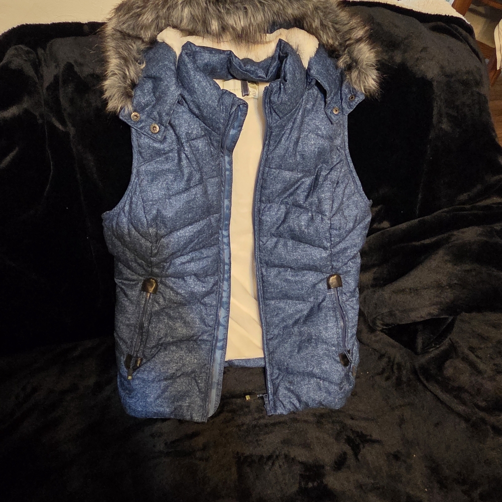 GreenTea Denim Blue Quilted Vest with Faux Fur Trim Hood